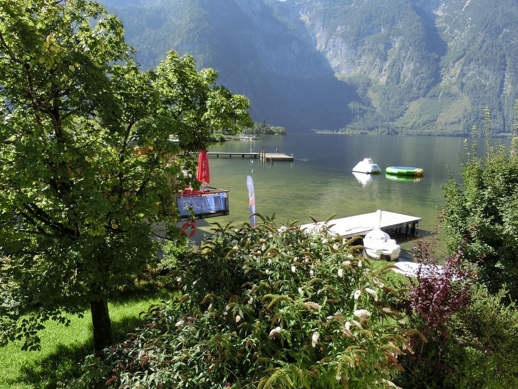 Hotel Haus Am See Obertraun Exterior photo